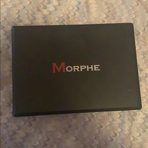 Morphe 35W Warm It Up Eyeshadow Palette.